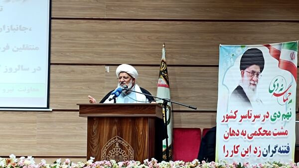 دیدار رئیس عقیدتی سیاسی کل کشور با خانواده نیروی‌های مسلح