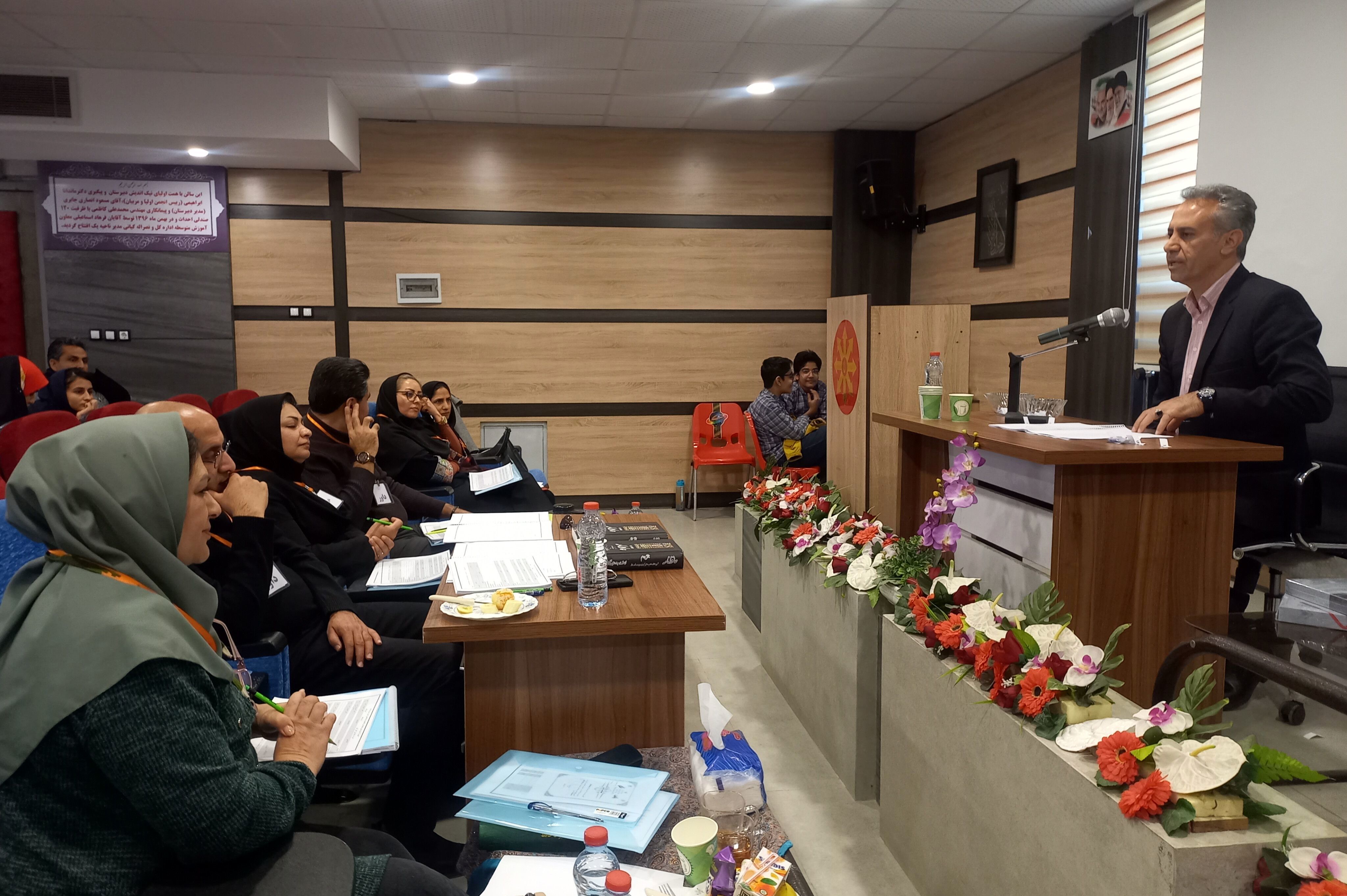 اجرای مرحله استانی دومین دوره مسابقات حافظ خوانی ایران