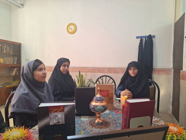 برگزاری هفته کتاب و کتابخوانی در دبیرستان شهید بابایی