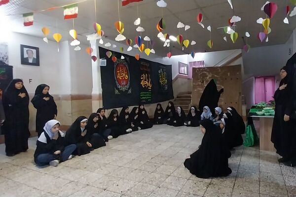 گرامیداشت شهادت حضرت فاطمه (س) در دبستان شهید مجید مجیدی ناحیه دو شهرری 