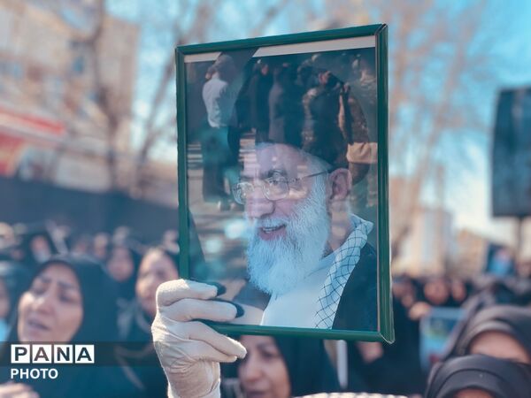 مردم گالیکش کفن پوش به میدان آمدند