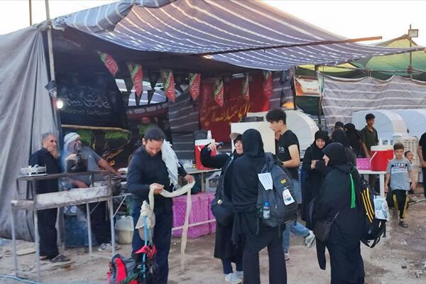 ازدحام پرشور زائران از شهرستان بیضا در کربلا معلی