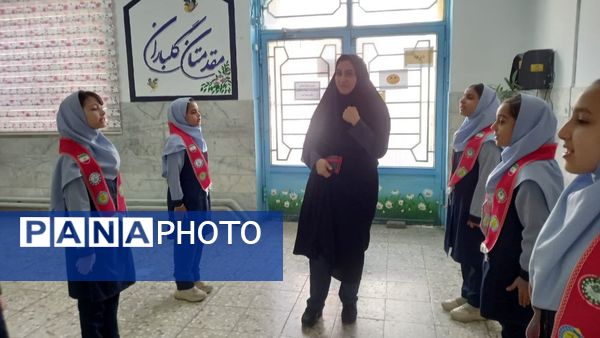 جلسه سفیران سلامت در دبستان دخترانه فرهنگیان ۲ 