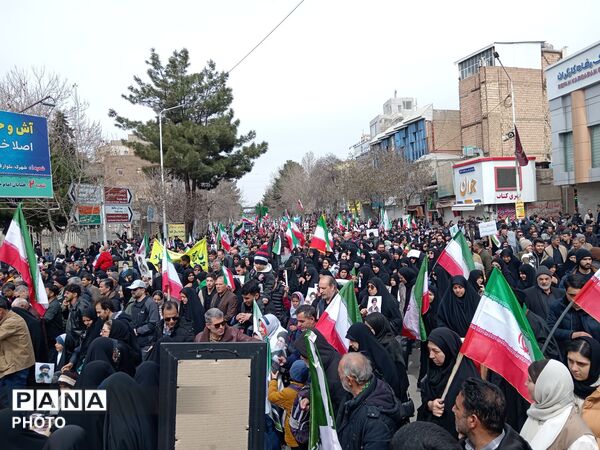 حضور پرشور مردم انقلابی شهرستان نیشابور در نماز جمعه روز جهانی قدس 