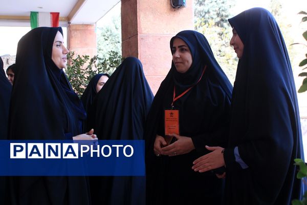  مسابقات قرآن، عترت و نماز متوسطه اول و دوم دختران بهارستان‌دو