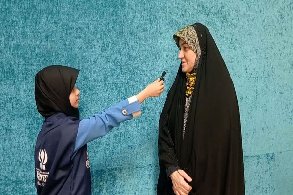 فعالیت‌های پرورشی و آموزشی 2 بال برای پرواز دانش‌آموزان به سوی تعالی هستند