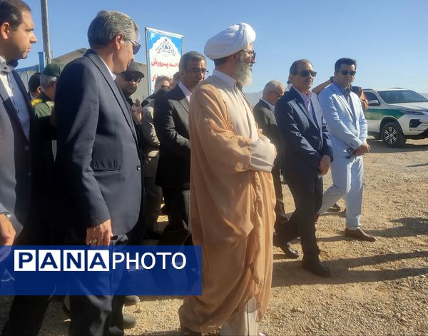 بازدید استاندار خراسان رضوی از پروژه های کلان شهرستان کاشمر