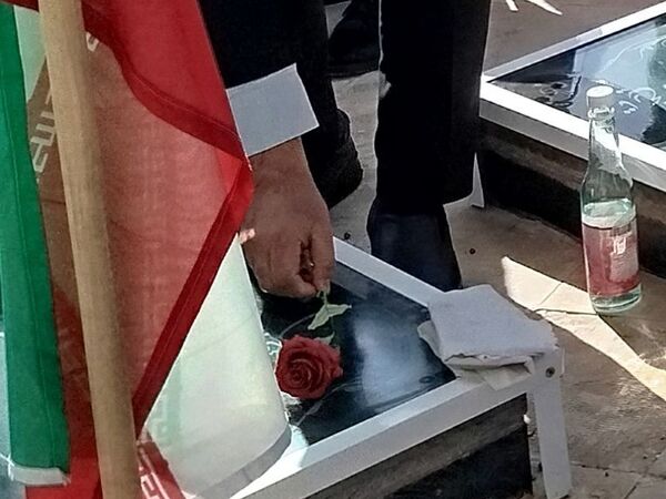 مراسم غبارروبی مزار شهدای گمنام دانشگاه آزاد اسلامی واحد کاشمر