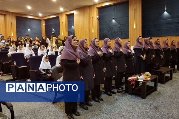 جشن شکوفه‌های دبستان بعثت ناحیه ۳ شیراز 