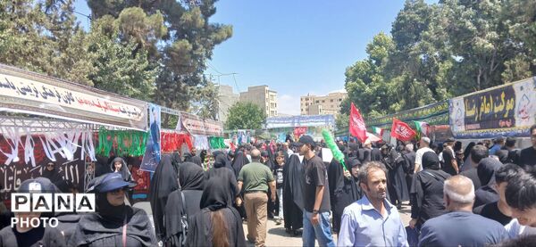کرج میزبان هزاران دلداده در مراسم جاماندگان اربعین 