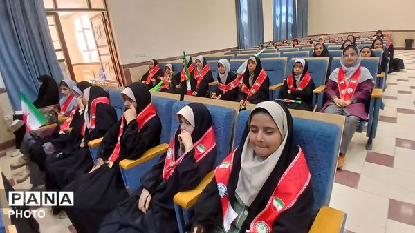 جشن سالروز تاسیس سازمان دانش‌آموزی در ابرکوه