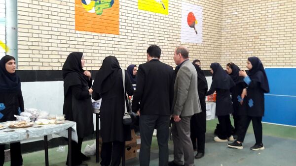 برپایی بازارچه مدرسه‌ای در مجتمع عشایری امید انقلاب
