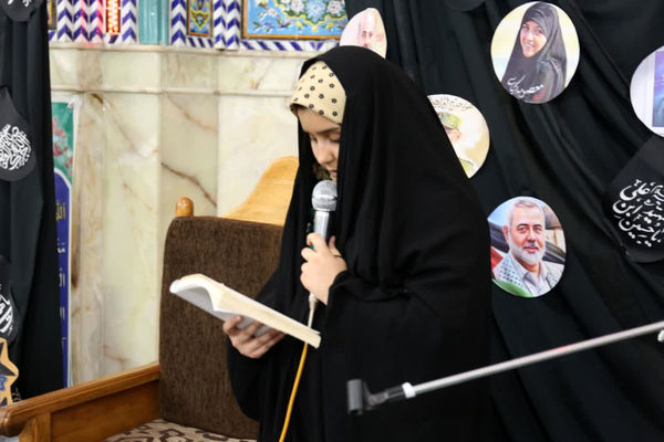 دومین روز اعتکاف دانش‌آموزی دختران در قم
