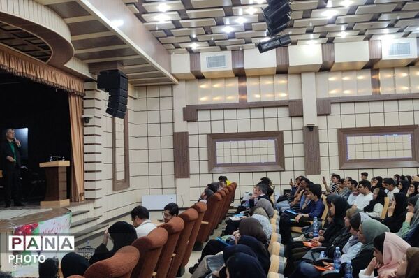 همایش بزرگ شهرستانی هدایت تحصیلی در شهرستان شیروان 