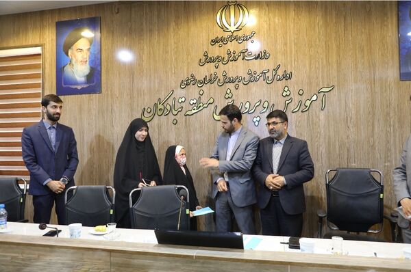 نشست تخصصی مشترک شورای پرورشی استان و شورای پرورشی تبادکان 