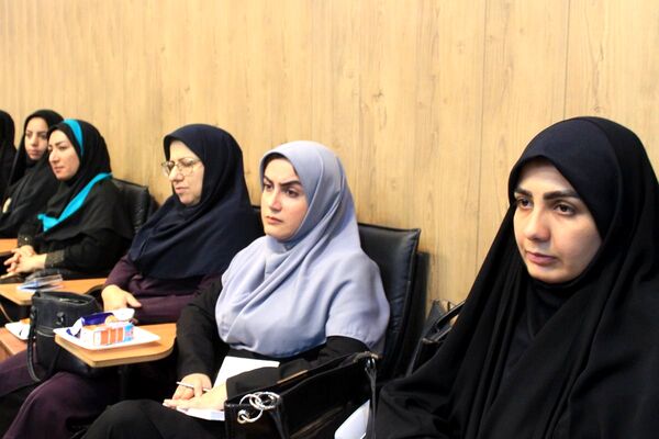 برگزاری نشست بصیرتی جهاد تبیین پیشرفت مدارس در بهارستان‌دو