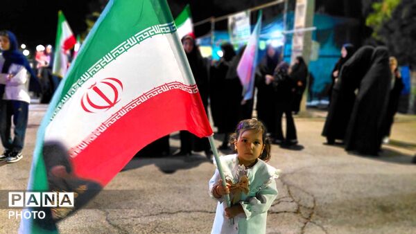 نود و دومین قاب از شبی که در حافظه‌ها می‌ماند