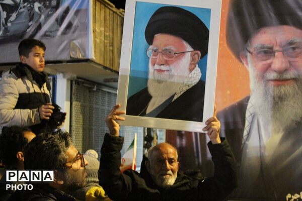 جاجرمی‌ها هم با شور و حضور بی‌نظیر پای این انقلاب ایستاده‌اند