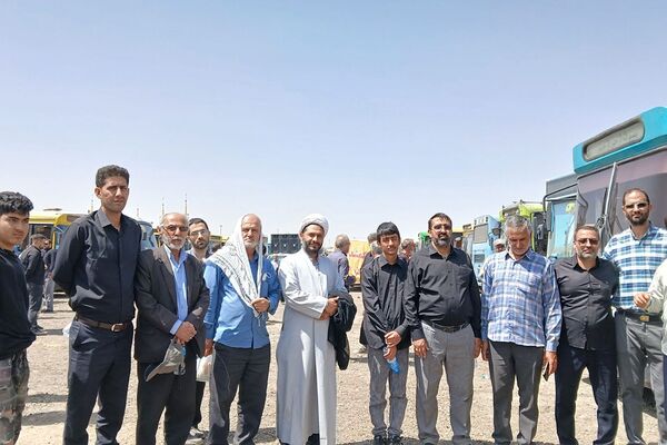 حضور همکاران فرهنگی آموزش و پرورش ملارد به حرم مطهر امام خمینی(ره) در سالروز ارتحال بنیانگذار جمهوری اسلامی