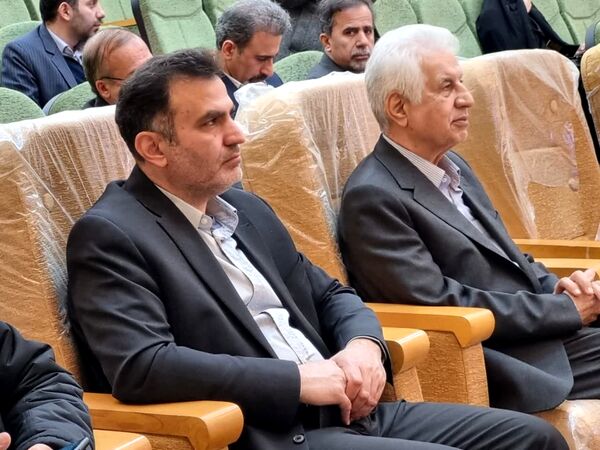 مراسم افتتاحیه مدرسه خیرساز شهیدان بارفروش در کاشان