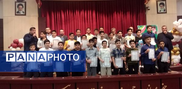 آسمان دبیرستان سرآمد ناصر توسط ستارگان سپهر دبیرستان پر فروغ شد