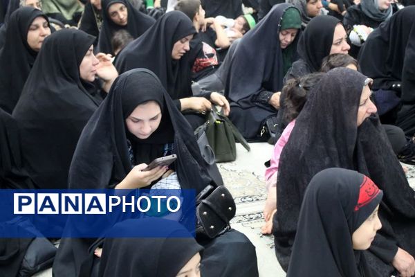 اجتماع بزرگ شیرخوارگان حسینی در حسینیه ثارالله یاسوج