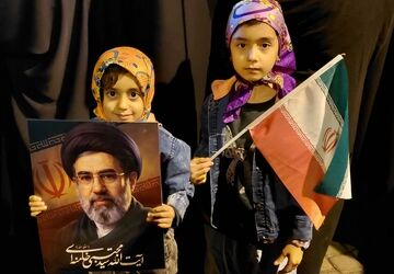 دهه نودی‌ها تا پای جانشان از این کشور و نظام دفاع می‌کنند