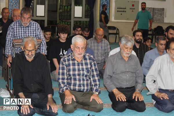 نظرآباد میزبان آیین بزرگداشت رهبر شهید با حضور مسئولان و دانش‌آموزان