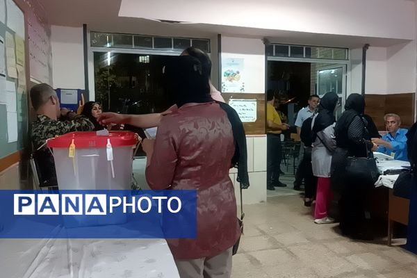 تجدید میثاق مردم شیراز به آرمان‌های انقلاب 