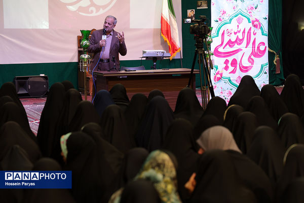 حضور وزیر آموزش و پرورش در جمع دانش‌آموزان معتکف