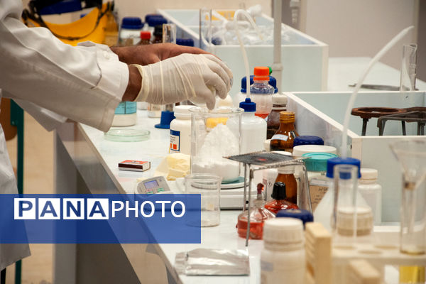 کارگاه استانی"طراحی آزمایش‌های جذاب و کاربردی" ویژه دبیران شیمی 