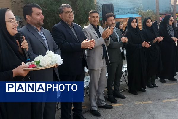 افتتاحیه جشنواره‌ی بازی‌های مهارتی-ورزشی در مدرسه زهره‌وند قرچک