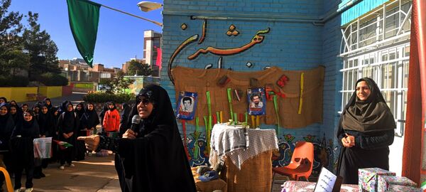 آغاز سال تحصیلی با یاد شهدا در مدرسه شاهد شهیده مهین حبیبی