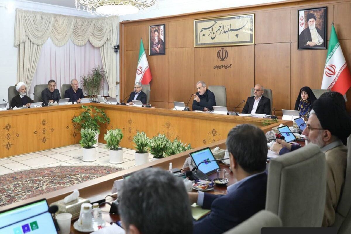 مصوبات جدید دولت؛ از تسویه بدهی آب و برق تا اصلاح کالابرگ و افزایش تعرفه خدمات ورزشی