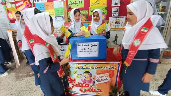 جشن عاطفه ها فرصتی است برای عشق ورزی و مهربانی