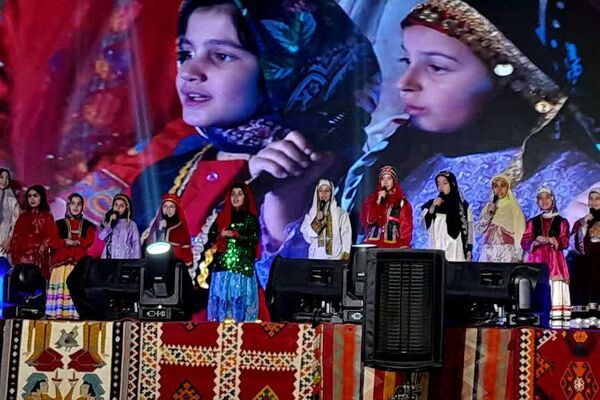 درخشش معلمان و دانش‌آموزان ورامینی در شب ششم جشنواره اقوام ایرانی