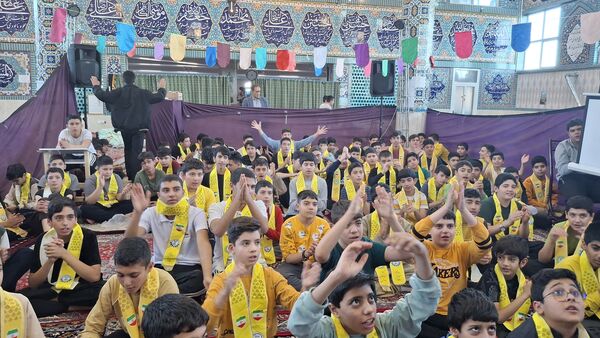 پرواز تا آسمان در مسجد حضرت زینب شهرکرد 