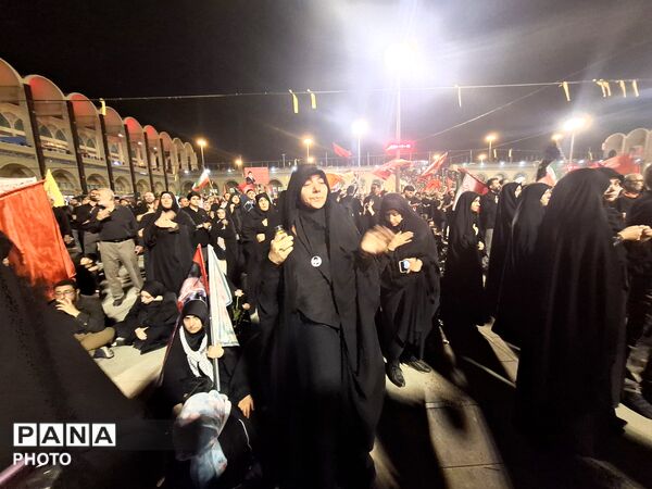 وداع با آقای شهید ایران