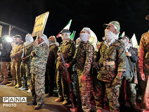 رژه باشکوه  جان‌فدایان امام رضایی در جاجرم هم‌زمان با شب ولادت امام رضا(ع) /1