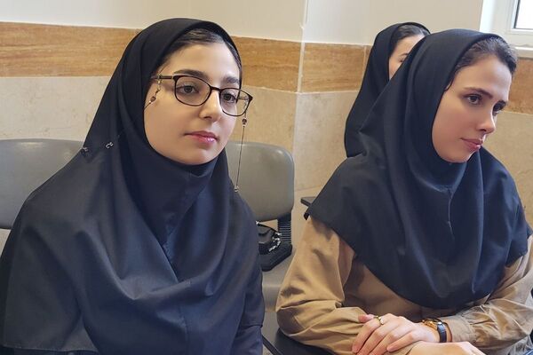 جلسه شورای معلمان دبیرستان نمونه دولتی ولایت