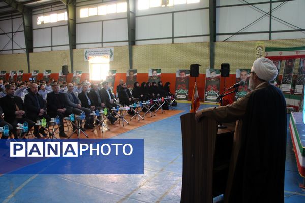 یادواره شهدای جنگ تحمیلی ۱۲ روزه در دبیرستان شاهد سالارشهیدان(ع)