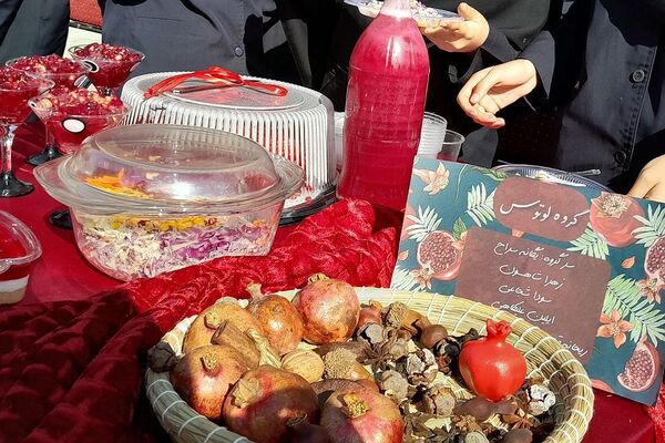جشنواره انار در دبیرستان حجاب ورامین 