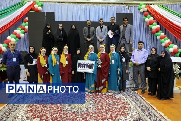 نوزدهمین دوره مسابقات آوایی و نمایشی همدان