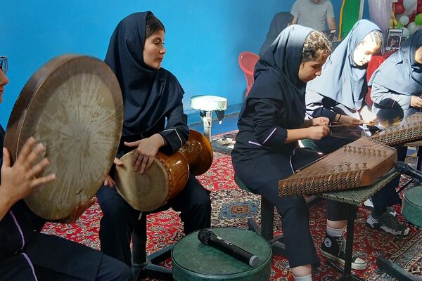 دبیرستان طالقانی رودهن، میزبان المپیاد ورزشی درون مدرسه‌ای پرشور