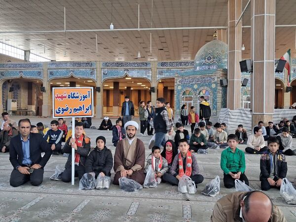 تجدید میثاق با آرمان‌های انقلاب اسلامی در کازرون