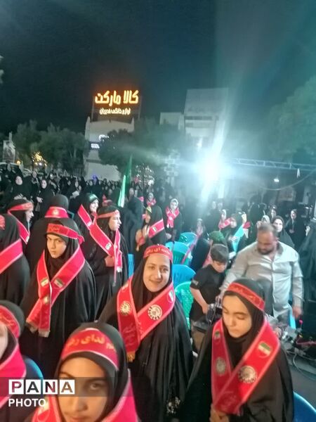 اجتماع دانش آموزان پیشتاز سازمان دانش آموزی در ابرکوه