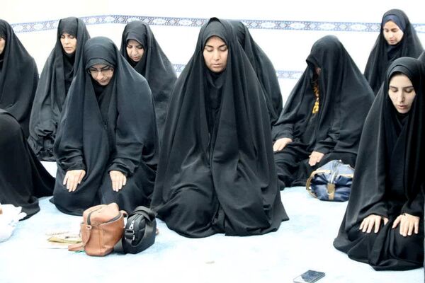 مراسم یادبود شهید جمهور آیت الله سید ابراهیم رئیسی در آموزش و پرورش شهرستان اسلامشهر