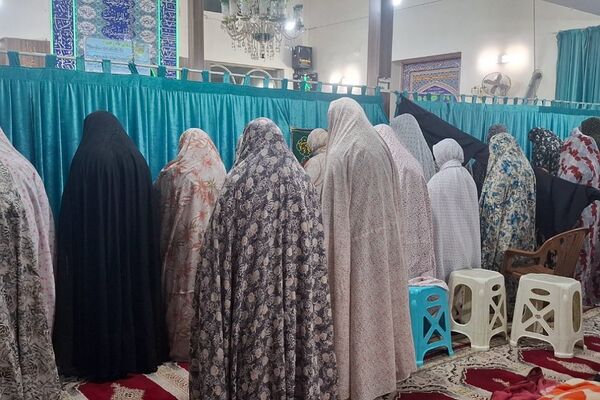 مراسم اعتکاف در مسجد امام حسین(ع) ناحیه یک شهرری