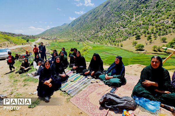 مهمان نوازی مردم انقلابی و غیور روستای پل بریده از مسئولین و رزمندگان