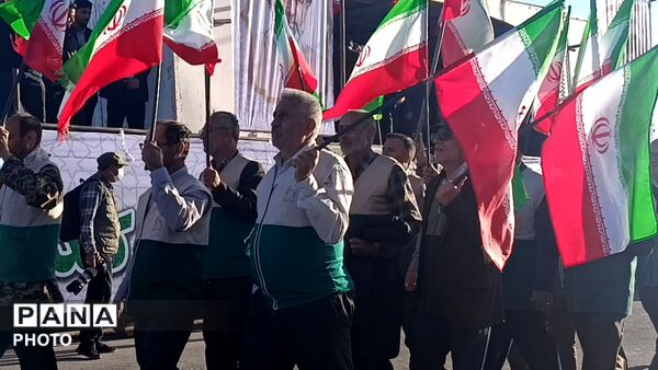رزمایش جان‌فدای ایران با محوریت فرهنگ امام رضایی در شهرکرد 